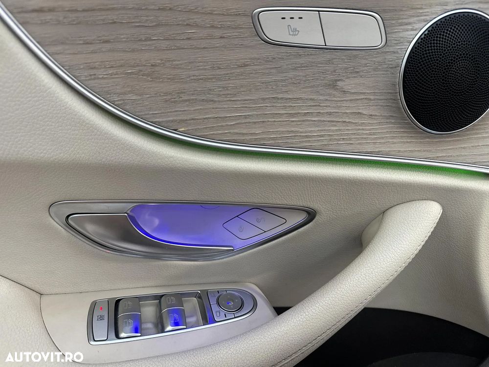 Mercedes-Benz E 220 d Cabrio - 14