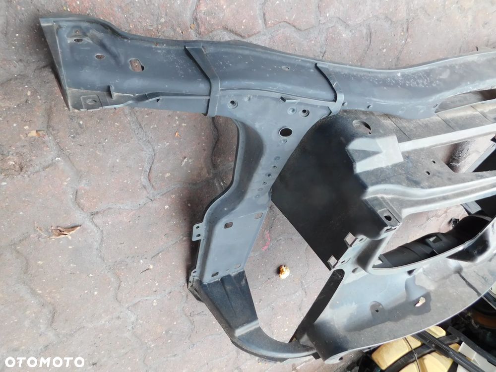 pas przedni wzmocnienie BMW E90 E91 E92 - 3