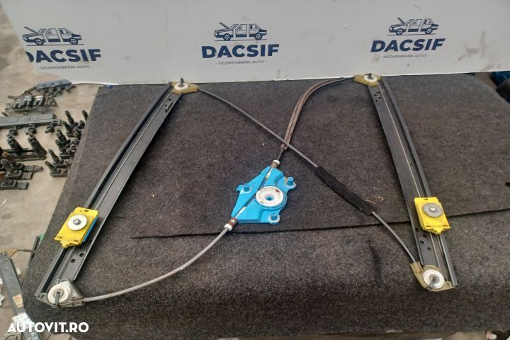 Macara geam spate stanga electrica Volkswagen VW Touareg generatia 1 - 1
