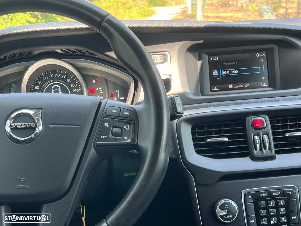 Volvo V40 2.0 D2 Momentum - 18