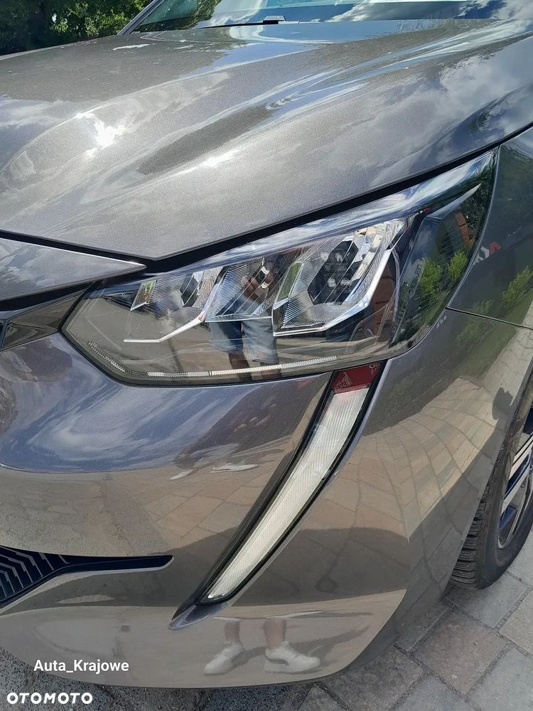 Peugeot 208 PureTech 100 EAT8 Allure - 30