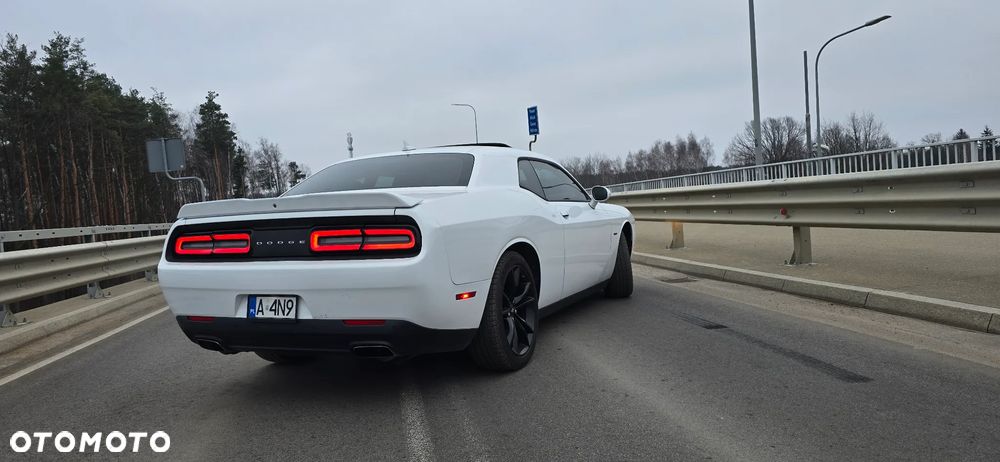 Dodge Challenger Automatik R/T Plus - 11
