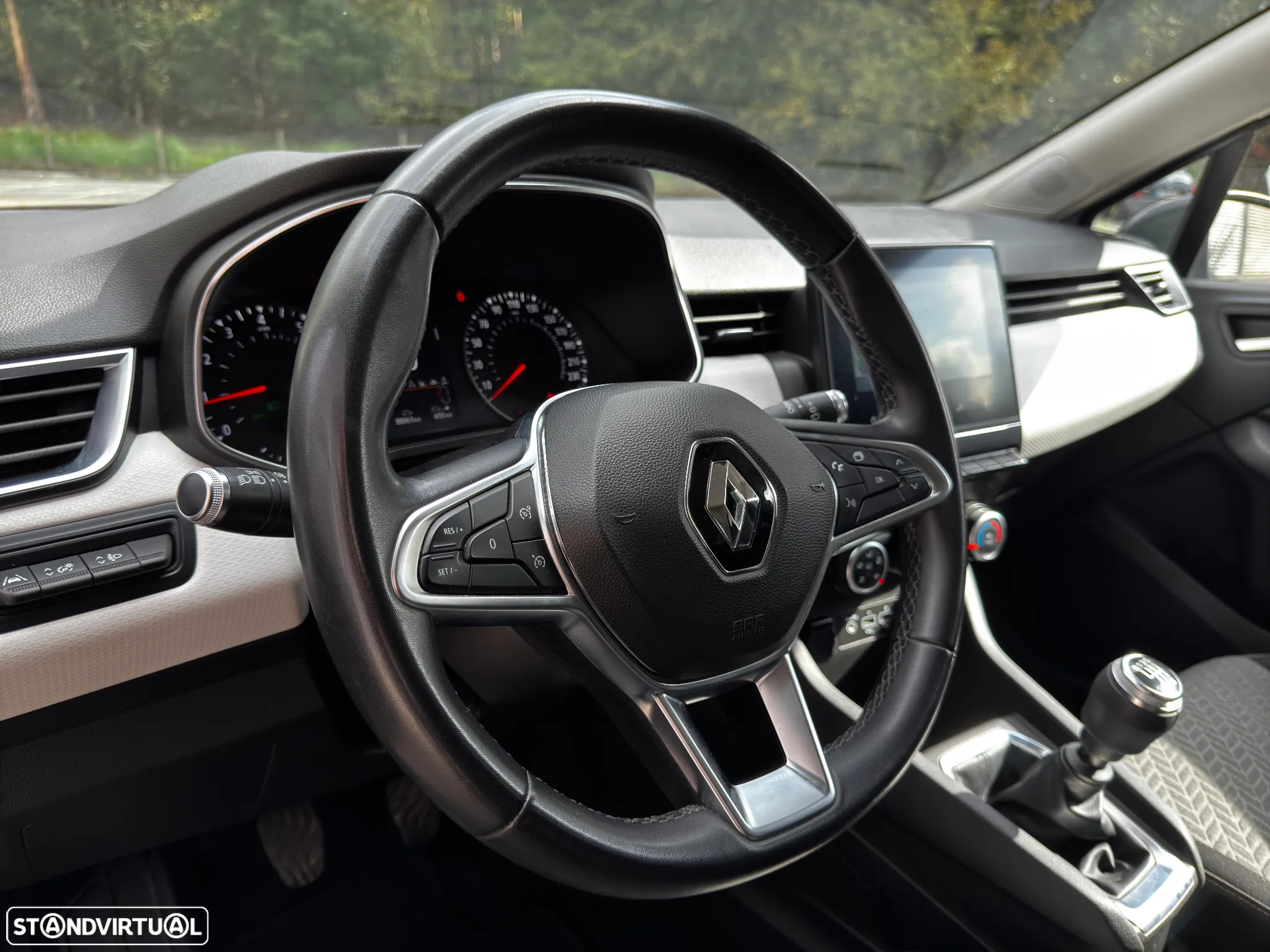 Renault Clio 1.0 TCe Limited - 16
