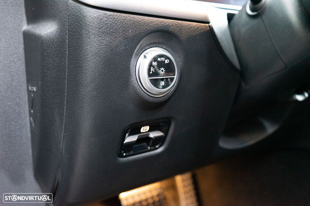 Mercedes-Benz C 300 de T 9G-TRONIC AMG Line - 29