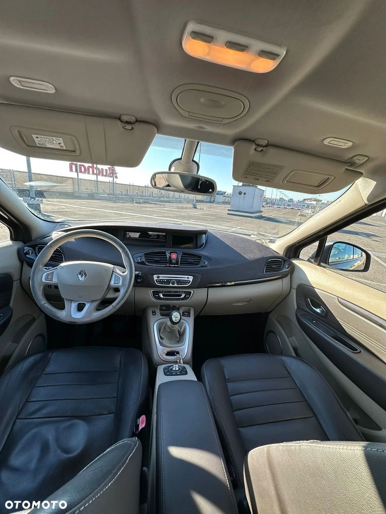Renault Scenic - 12