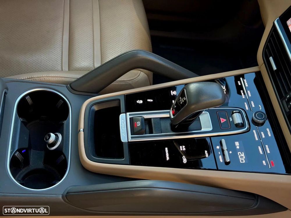 Porsche Cayenne Coupé - 15