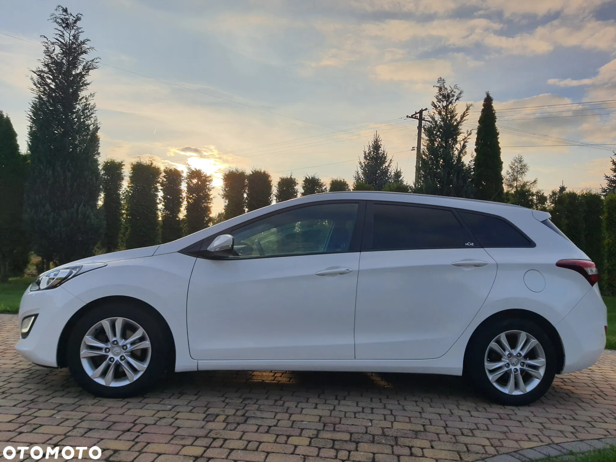 Hyundai i30 Kombi 1.6 CRDI Family+ - 3