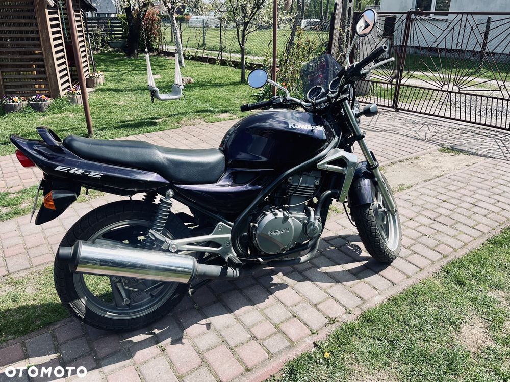 Kawasaki ER - 1