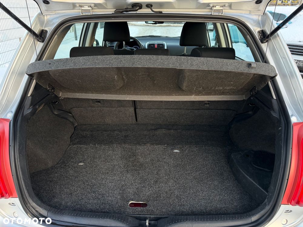 Toyota Auris - 22