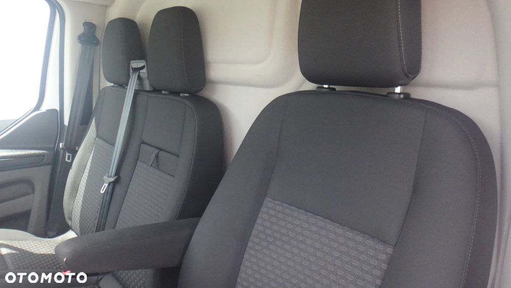 Ford TRANSIT - 11