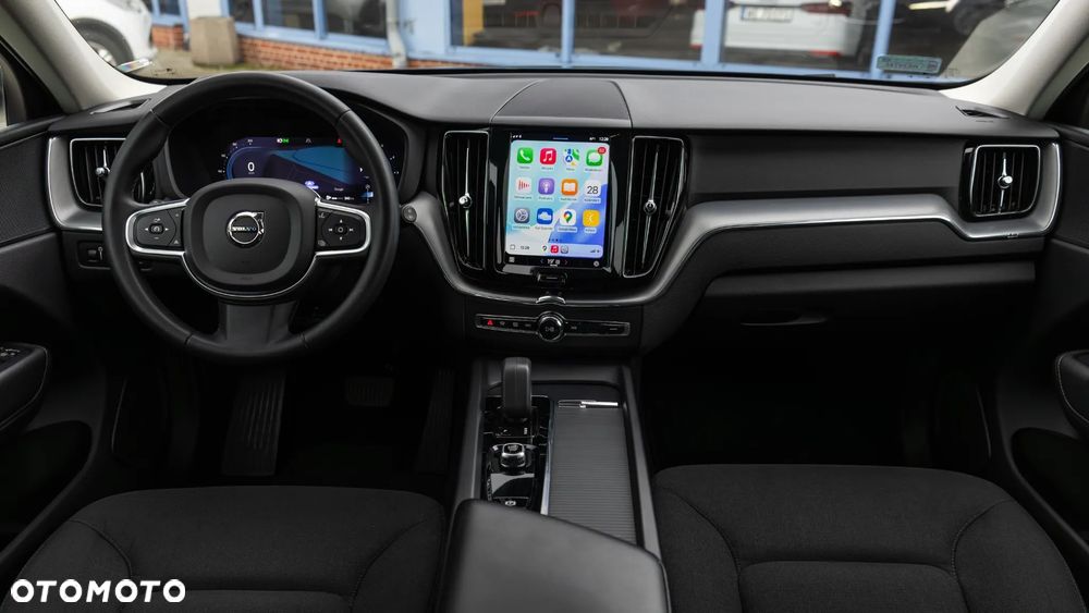 Volvo XC 60 B4 B Momentum Pro - 21