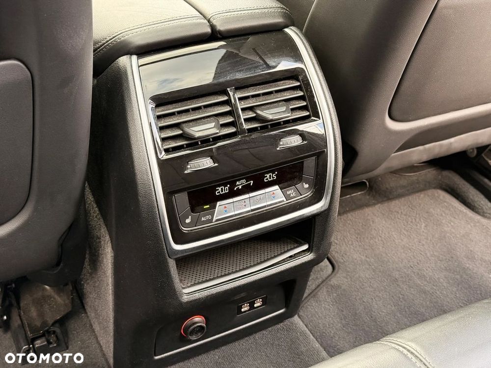 BMW X5 xDrive30d - 26
