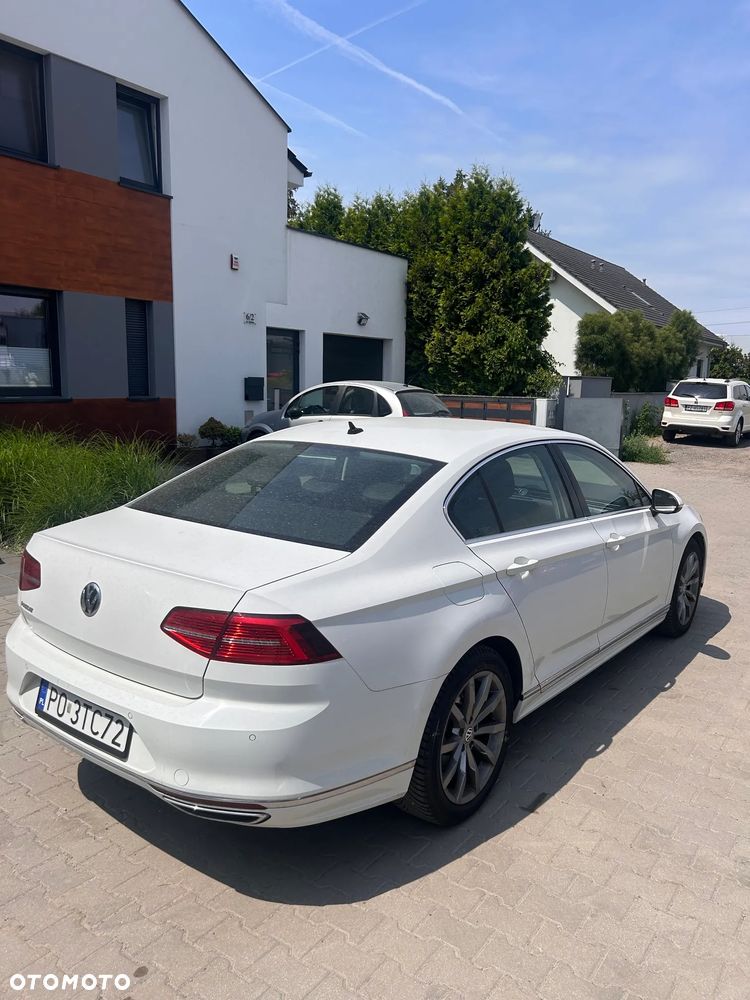 Volkswagen Passat ver-2-0-tdi-scr-trendline-dsg - 5