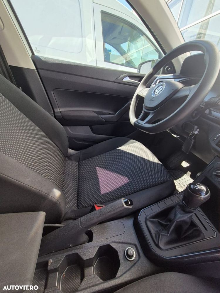 Volkswagen Polo - 12