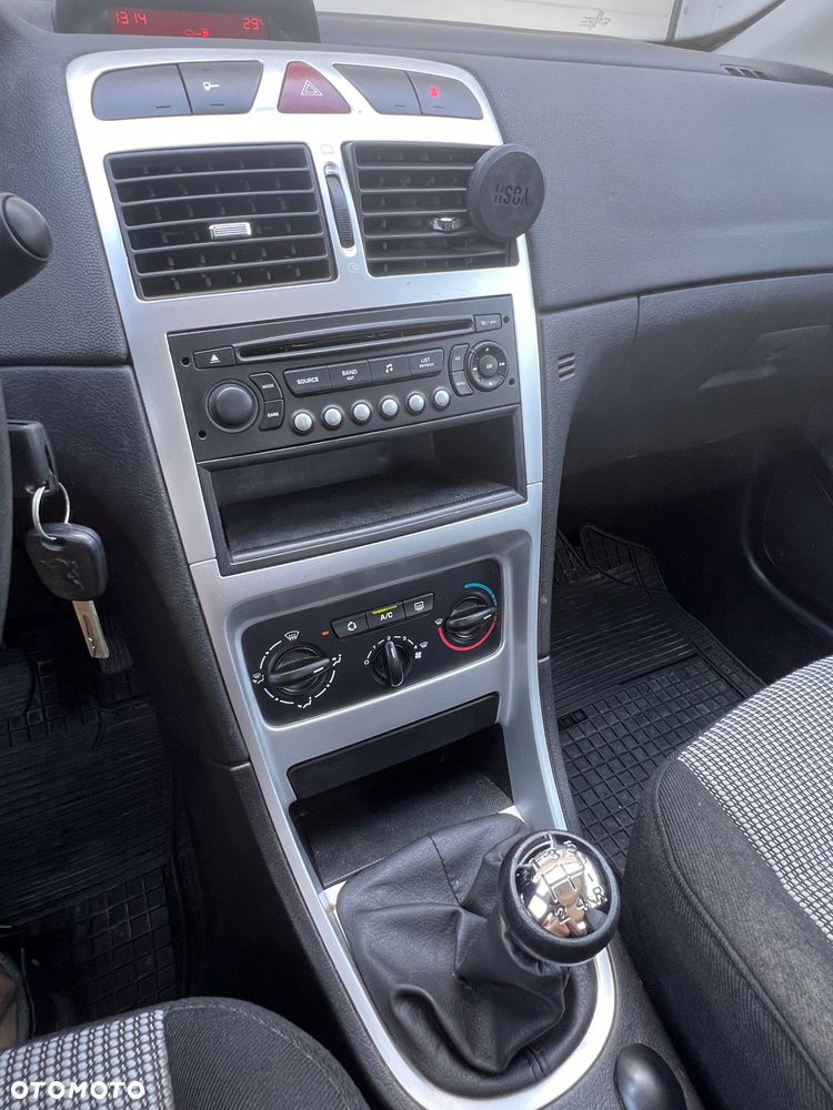 Peugeot 307 - 11