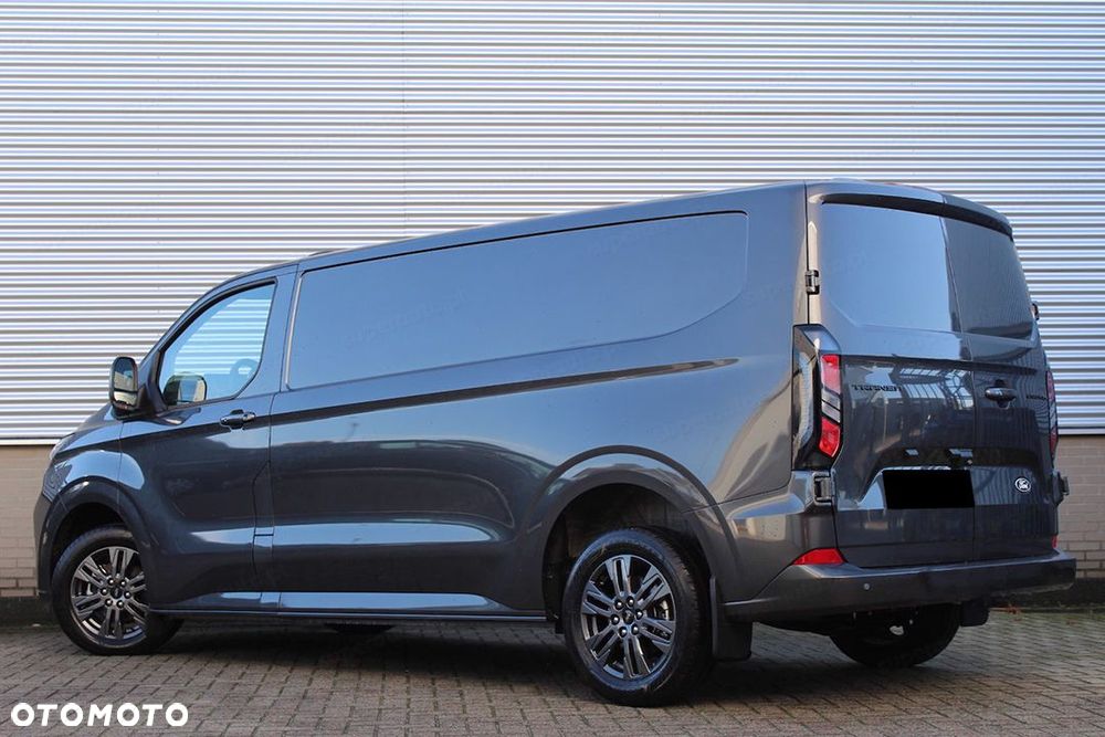 Ford Transit Custom 320 L2H1 Limited 2.0 150KM - 4