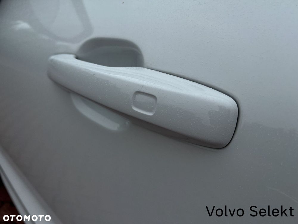 Volvo XC 60 B5 B AWD R-Design - 25