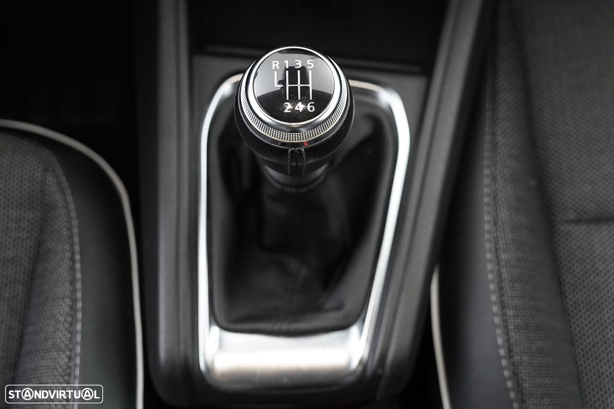 Renault Captur 1.0 TCe Techno Bi-Fuel - 14