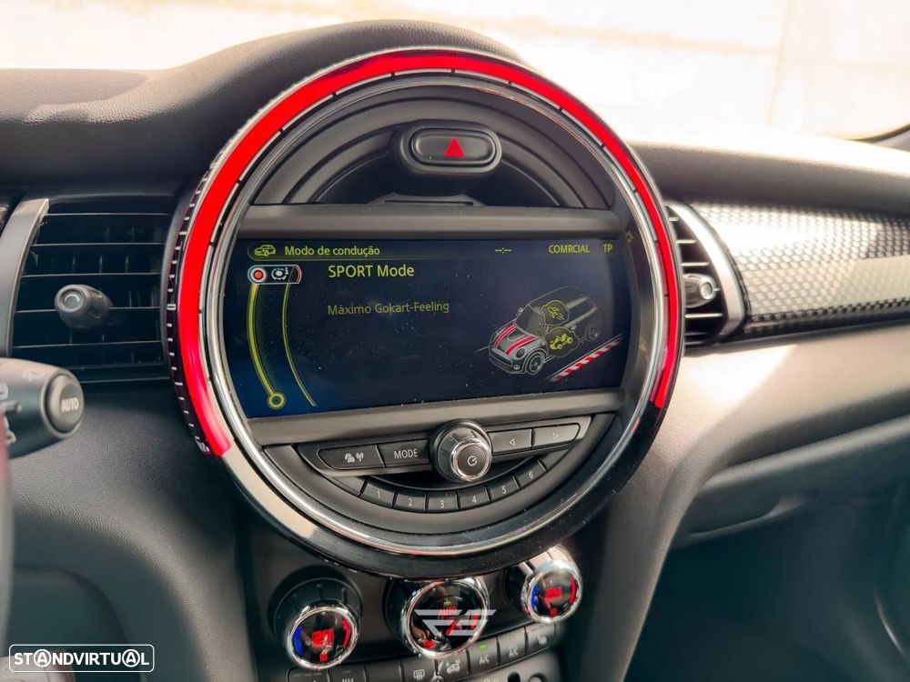 MINI 3 Portas John Cooper Works Auto Desportiva - 36