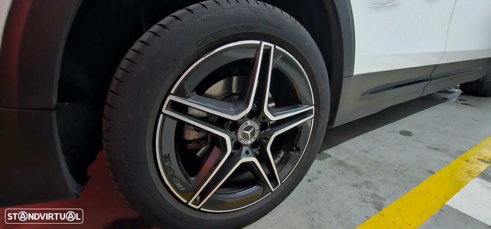 Mercedes-Benz GLB 200 d AMG Line - 28