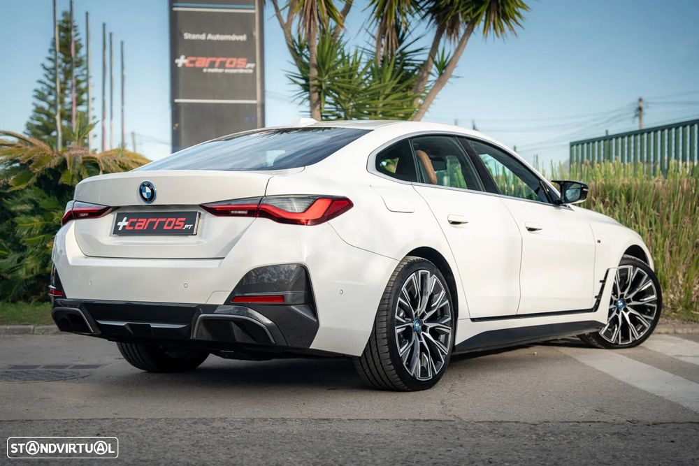 BMW i4 eDrive40 Pack Desportivo M - 7