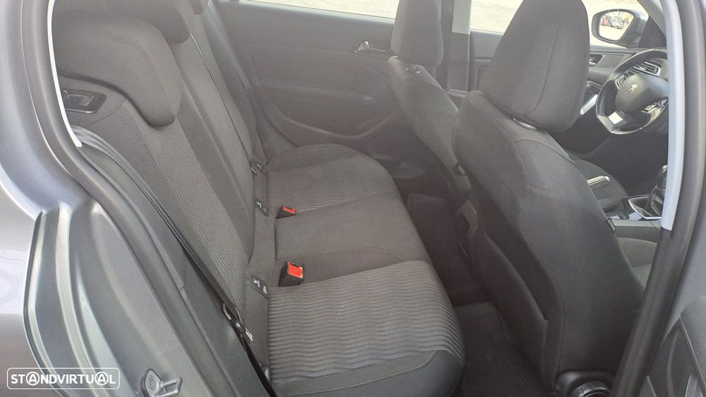 Peugeot 308 1.6 HDi Active - 11