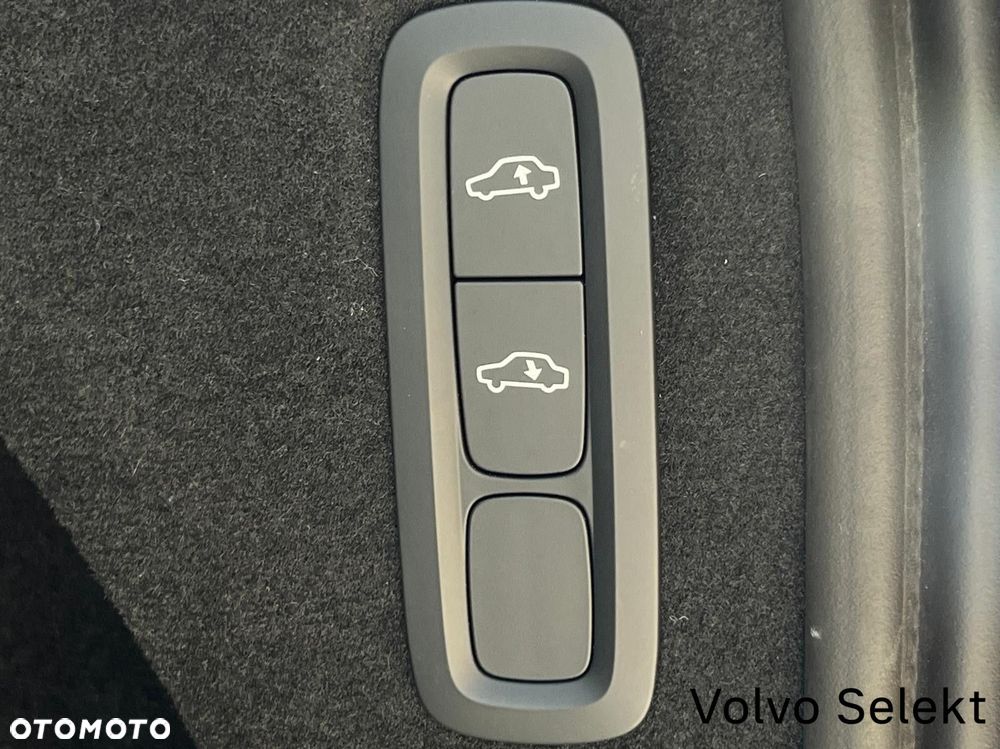 Volvo XC 90 - 37