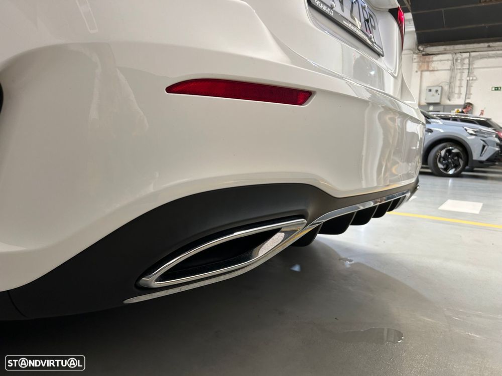 Mercedes-Benz A 160 AMG Line - 11