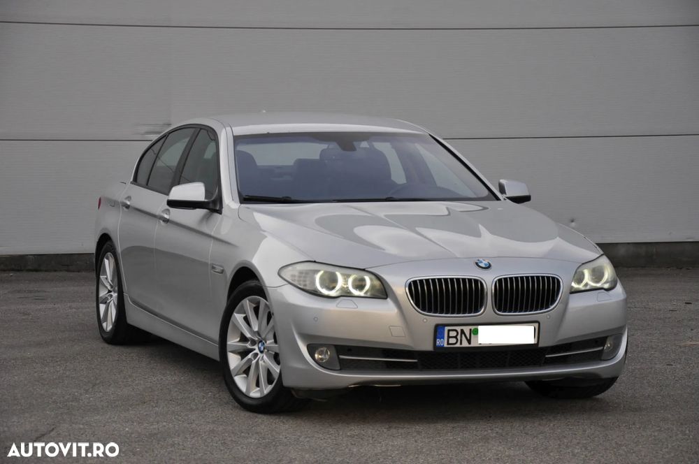 BMW Seria 5 525d xDrive Aut. Luxury Line - 5
