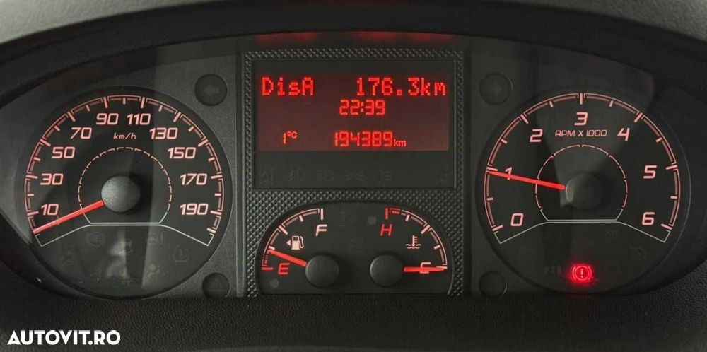 Peugeot BOXER PRELATA CU DORMITOR - 21