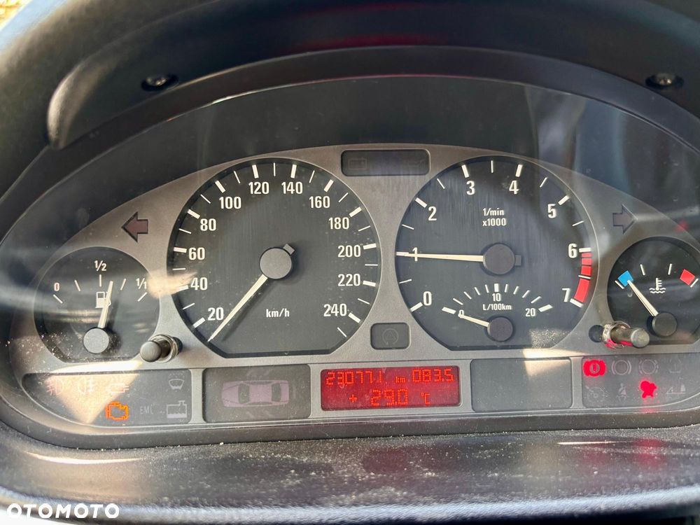 BMW Seria 3 - 15