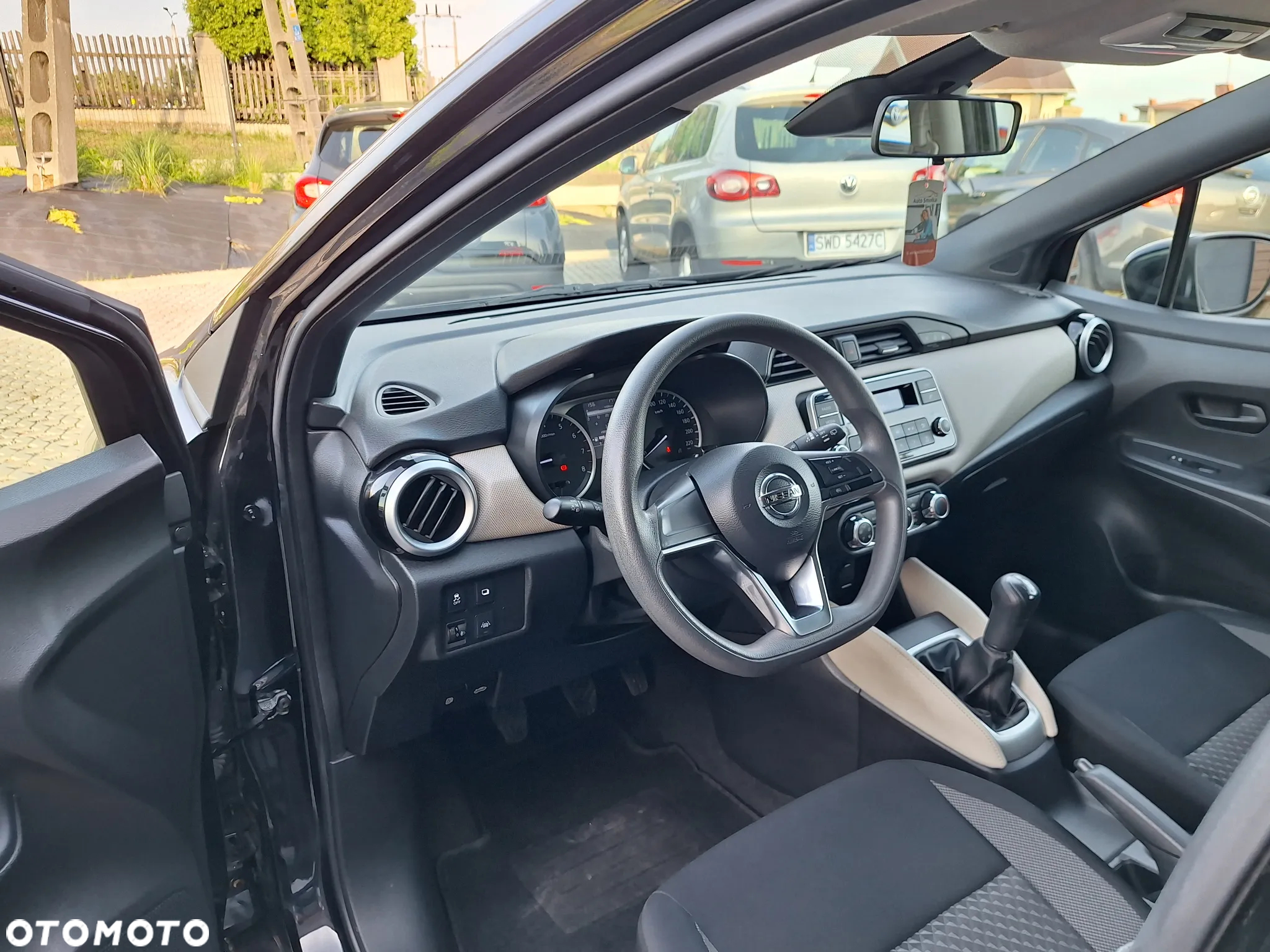 Nissan Micra - 5
