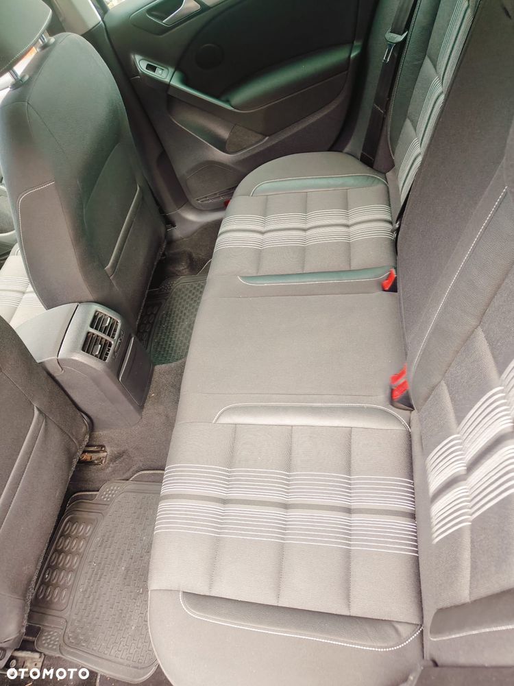 Volkswagen Golf 1.6 TDI DPF MATCH - 7