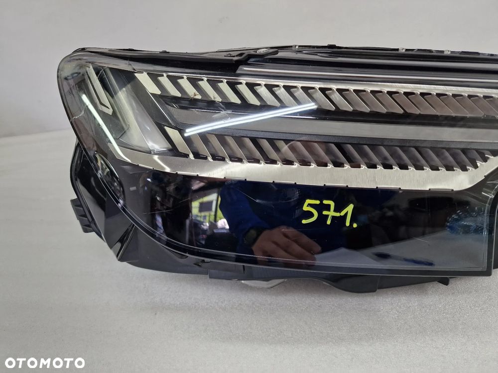 AUDI Q4 E-TRON 89A PRAWA LAMPA PRZEDNIA PRZÓD FULL LED MATRIX , NR 89A941036 , NR AUKCJI LA571 - 9