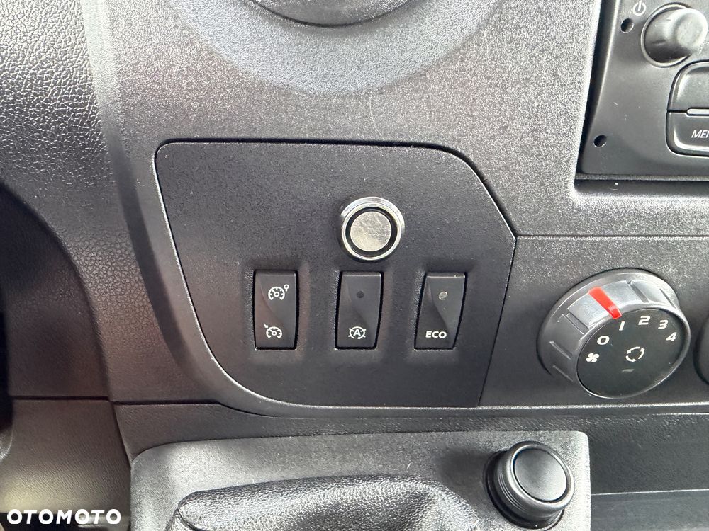 Renault Master - 26