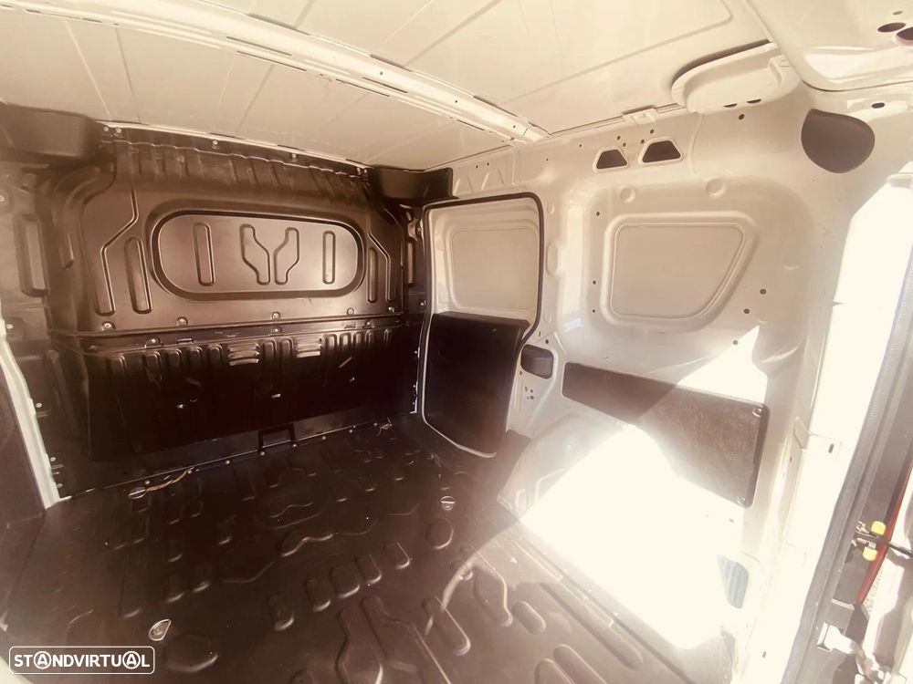 Fiat Doblo Cargo - 19