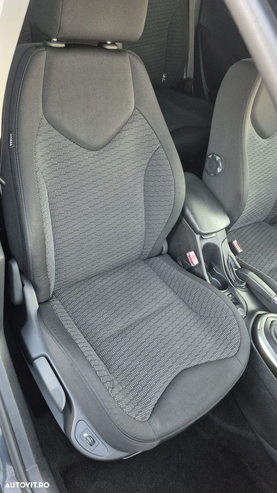 Peugeot 308 1.6 e-HDI FAP STT Acces - 4