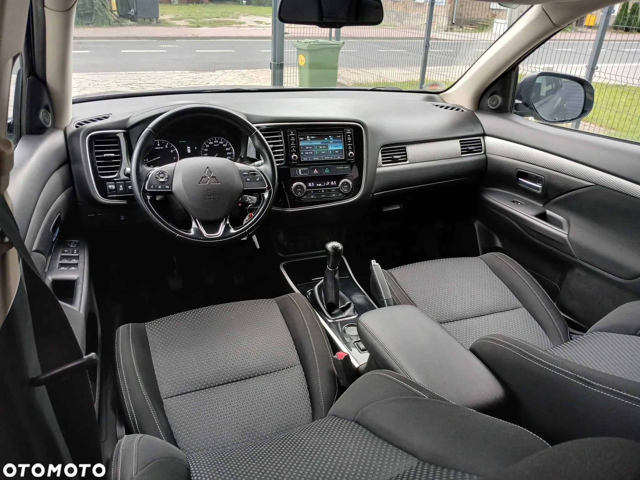 Mitsubishi Outlander 2.0 2WD Diamant - 17