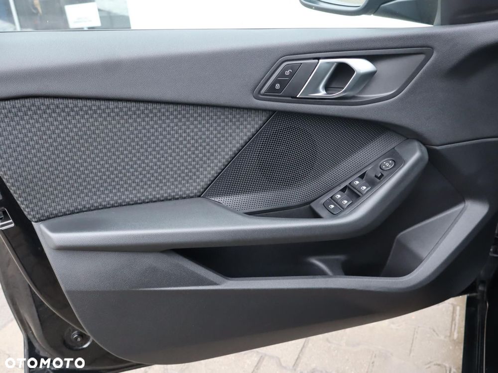 BMW Seria 1 118i Advantage - 17