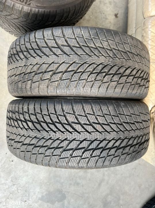 vând 2 anvelope 215/45/18 Nokian de iarnă ca noi - 1