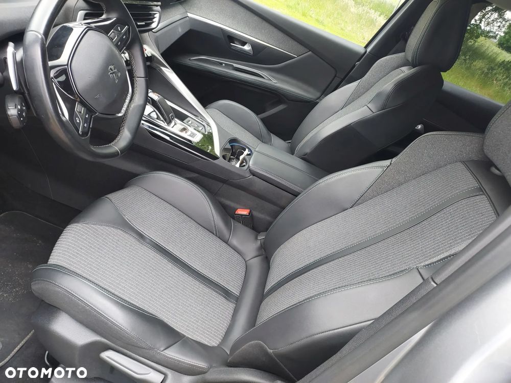 Peugeot 3008 1.5 BlueHDi Allure Pack S&S EAT8 - 15