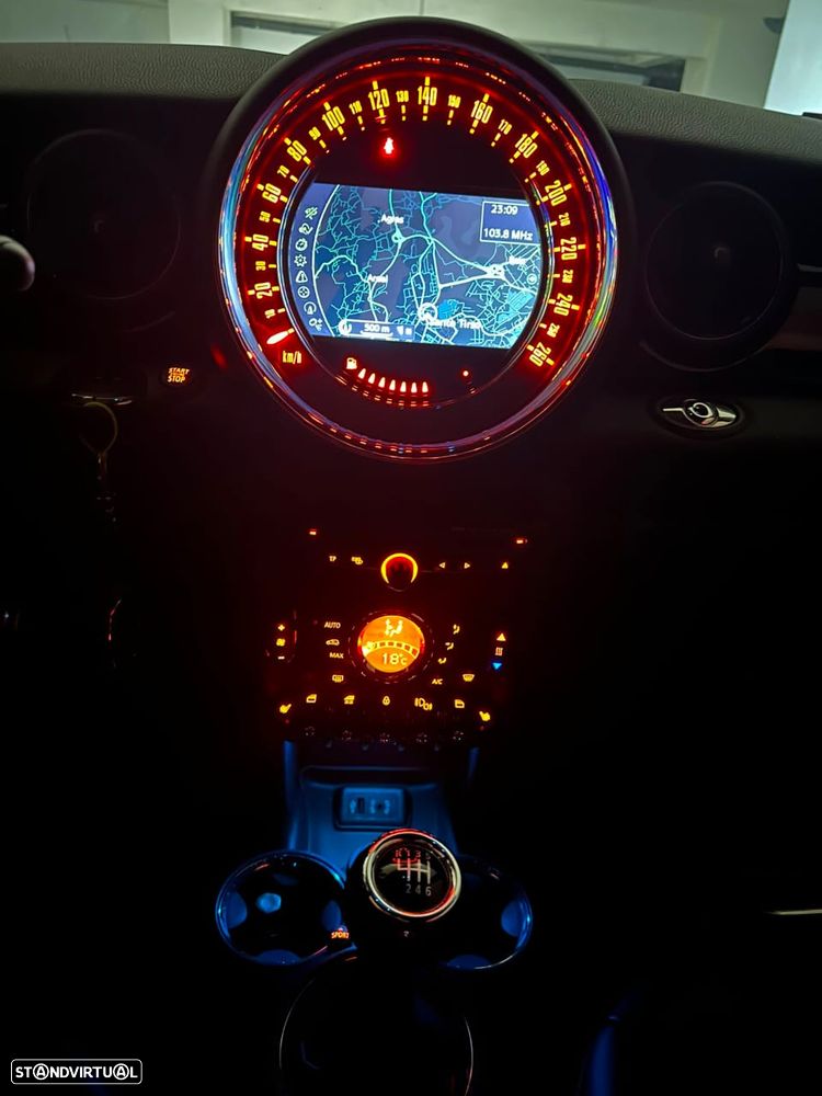 MINI Cabrio Cooper SD - 7