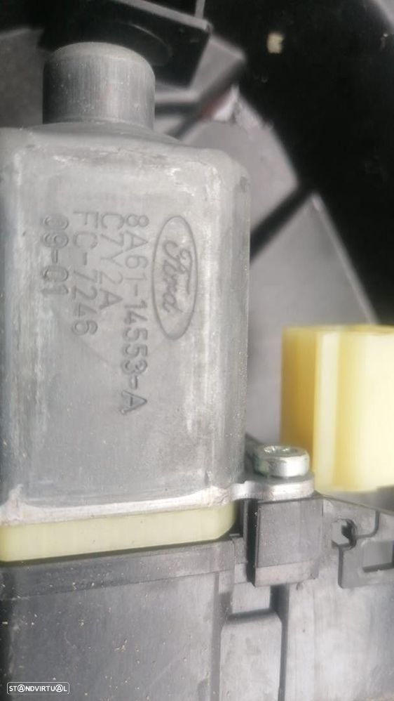 ELEVADOR DE VIDRO FRONTAL DIREITO FORD FIESTA VI 2009 - 3