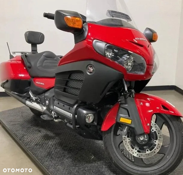 Honda GL - 4