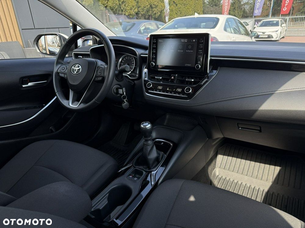Toyota Corolla 1.5 Comfort - 16