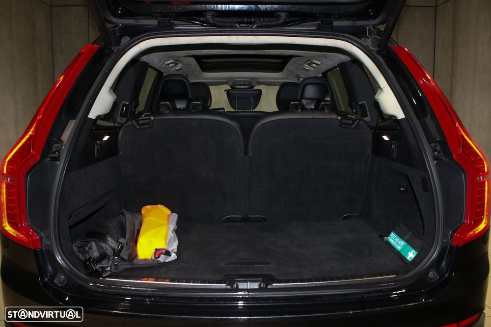 Volvo XC 90 2.0 T8 PHEV Core AWD - 17