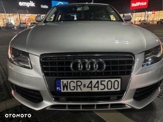 Audi A4 Limousine - 9