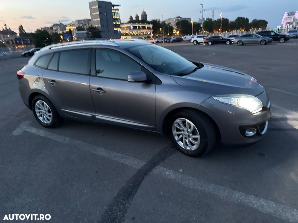 Renault Megane ENERGY dCi 110 Start & Stop Paris - 4