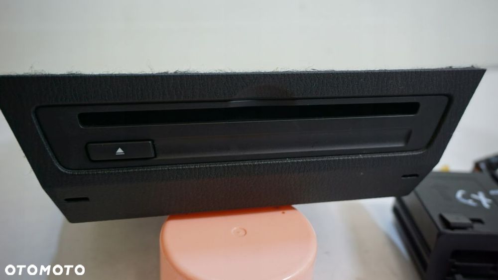 CZYTNIK CD PORT USB AUX MAZA CX3 MAZDA 6 - 2