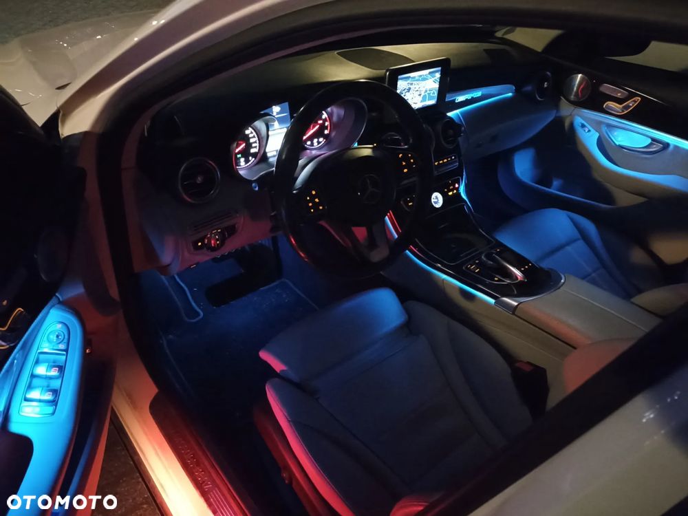 Mercedes-Benz Klasa C 300 7G-TRONIC - 2